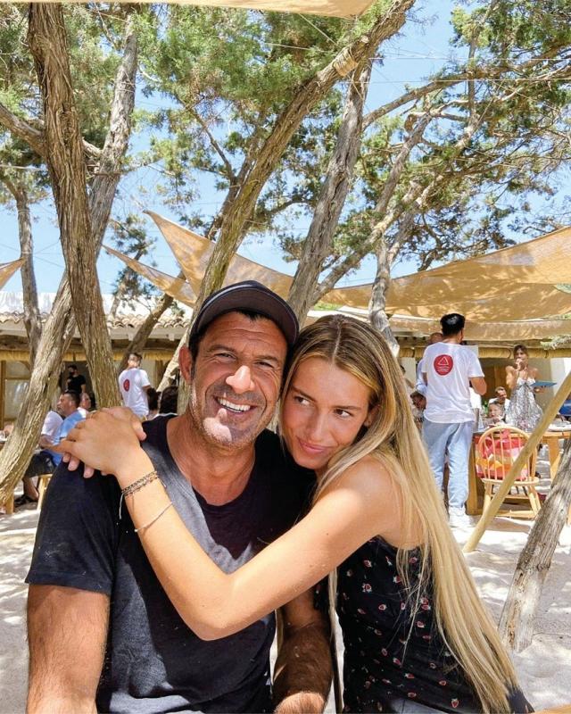 1688716940900074761.jpg B体育赛事资讯-菲戈仨闺女美艳如花 大女儿跟西班牙国王表弟拍拖