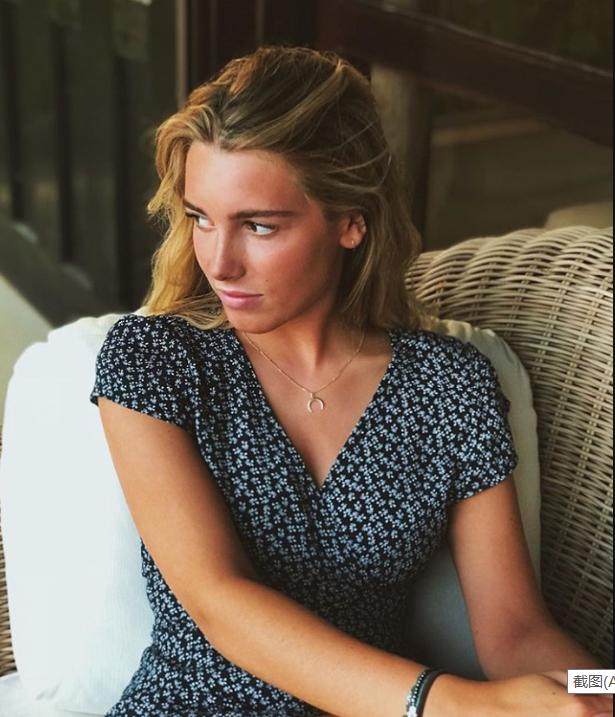 1688716361637099568.png B体育赛事资讯-菲戈仨闺女美艳如花 大女儿跟西班牙国王表弟拍拖