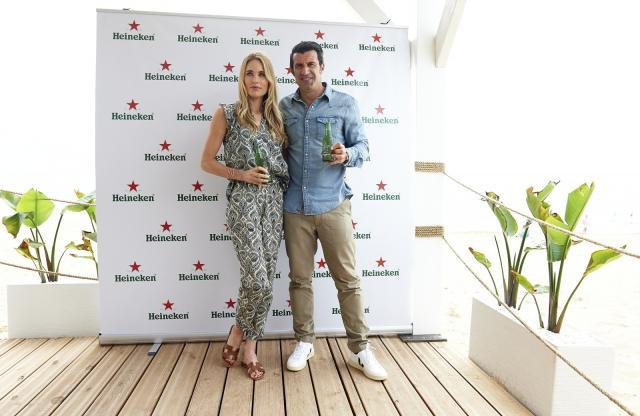 1688717902152031001.jpg B体育赛事资讯-菲戈仨闺女美艳如花 大女儿跟西班牙国王表弟拍拖