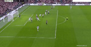 1678662126597072419.gif B体育赛事资讯-【西甲】拉菲尼亚致胜 巴萨1比0客胜毕尔巴鄂