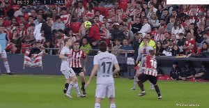 1678662177011078870.gif B体育赛事资讯-【西甲】拉菲尼亚致胜 巴萨1比0客胜毕尔巴鄂