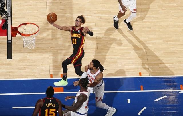 B体育首页-特雷·扬脚踝扭伤至少缺席两场 老鹰或跌出东部前6