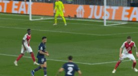 B体育官方首页-【欧冠】两回合多打一人，大巴黎总分5比4赢下内战