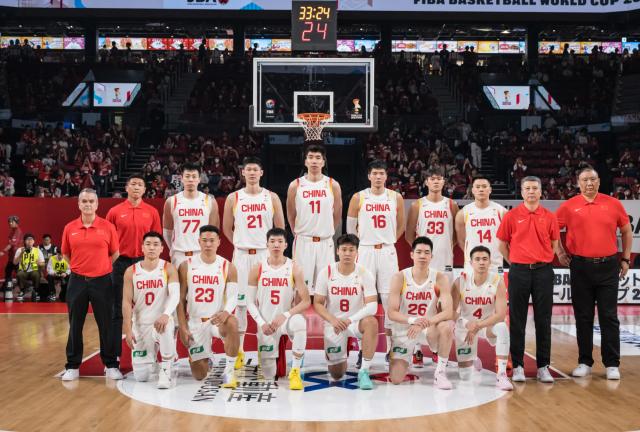 B体育中国官网-第三节25比9疯狂逆转！中国男篮客场击败日本