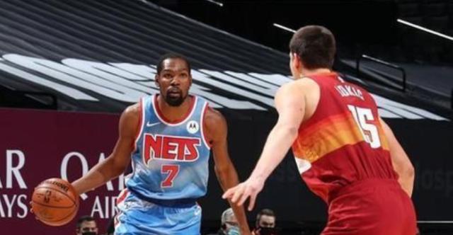 B体育官方首页-【观察】欧文再次作妖！杜兰特，这回真是最艰难的路